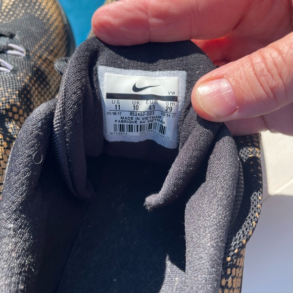 Nike Airmax Infuriate - Never Worn Us Men’s 11 - Picture 6 of 6